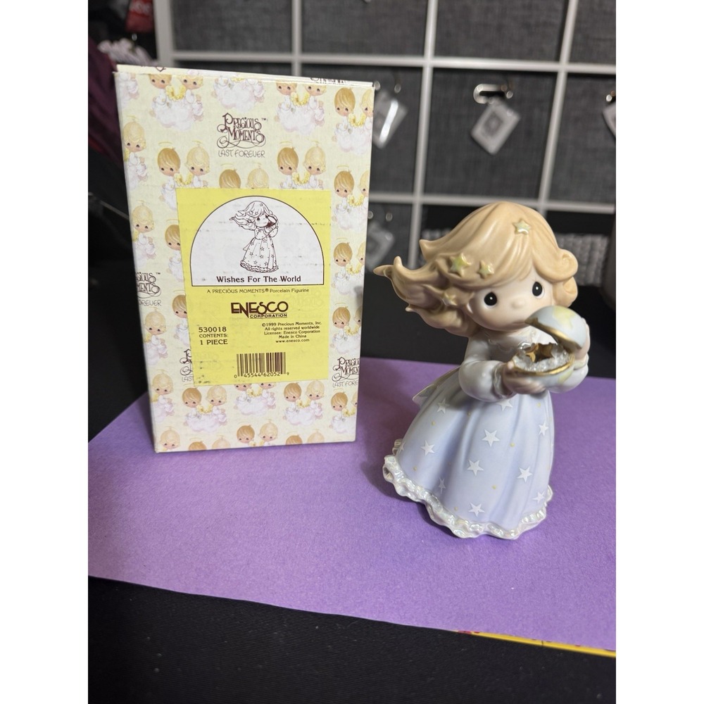Precious Moments WISHES FOR THE WORLD Star Mark Millennium Event Piece 99 Box